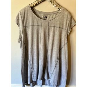 The North Face Flashdry Woman’s Tee Shirt Sz XL Gray